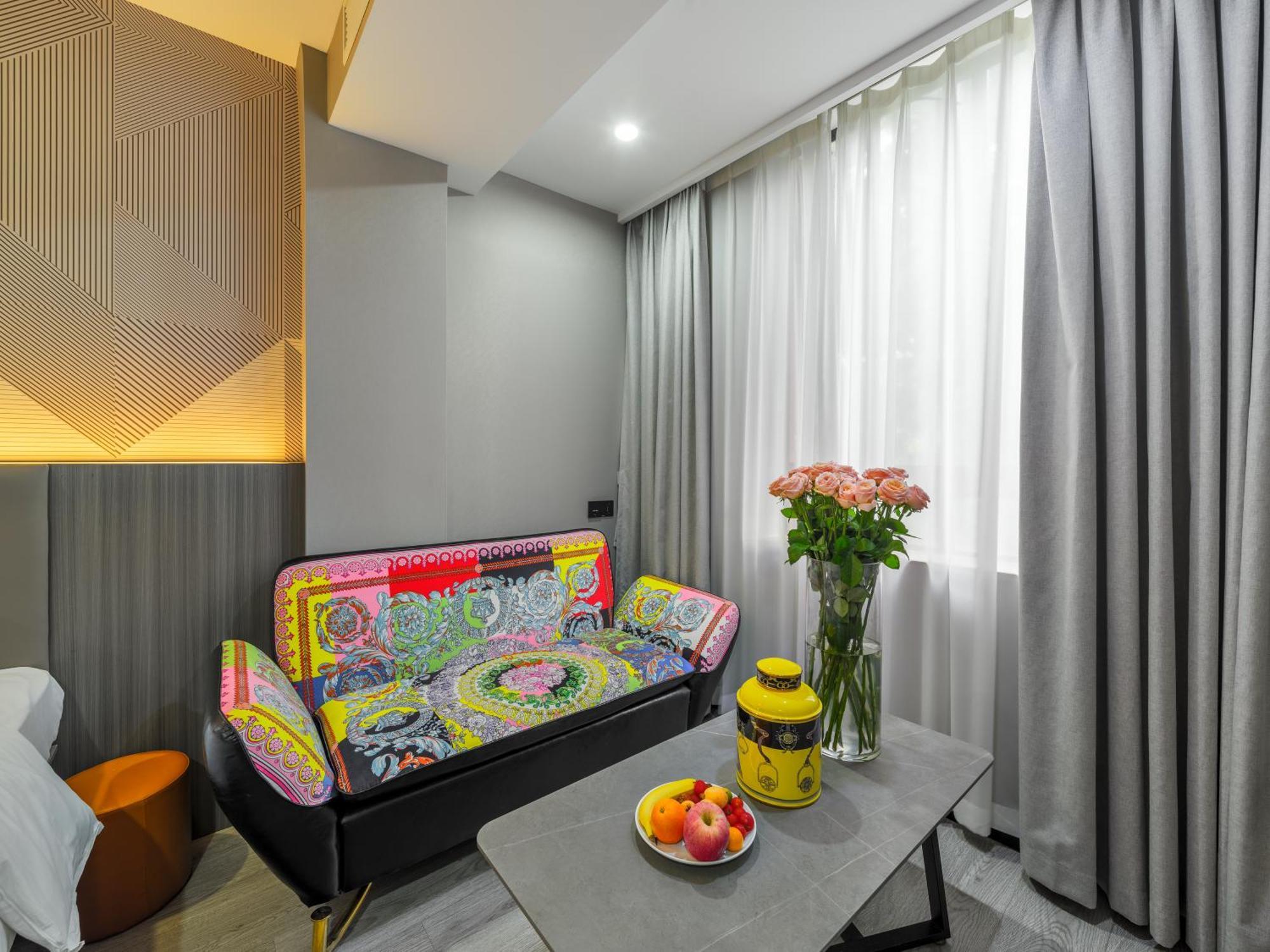 Orient Rose International Hotel Shanghai Buitenkant foto