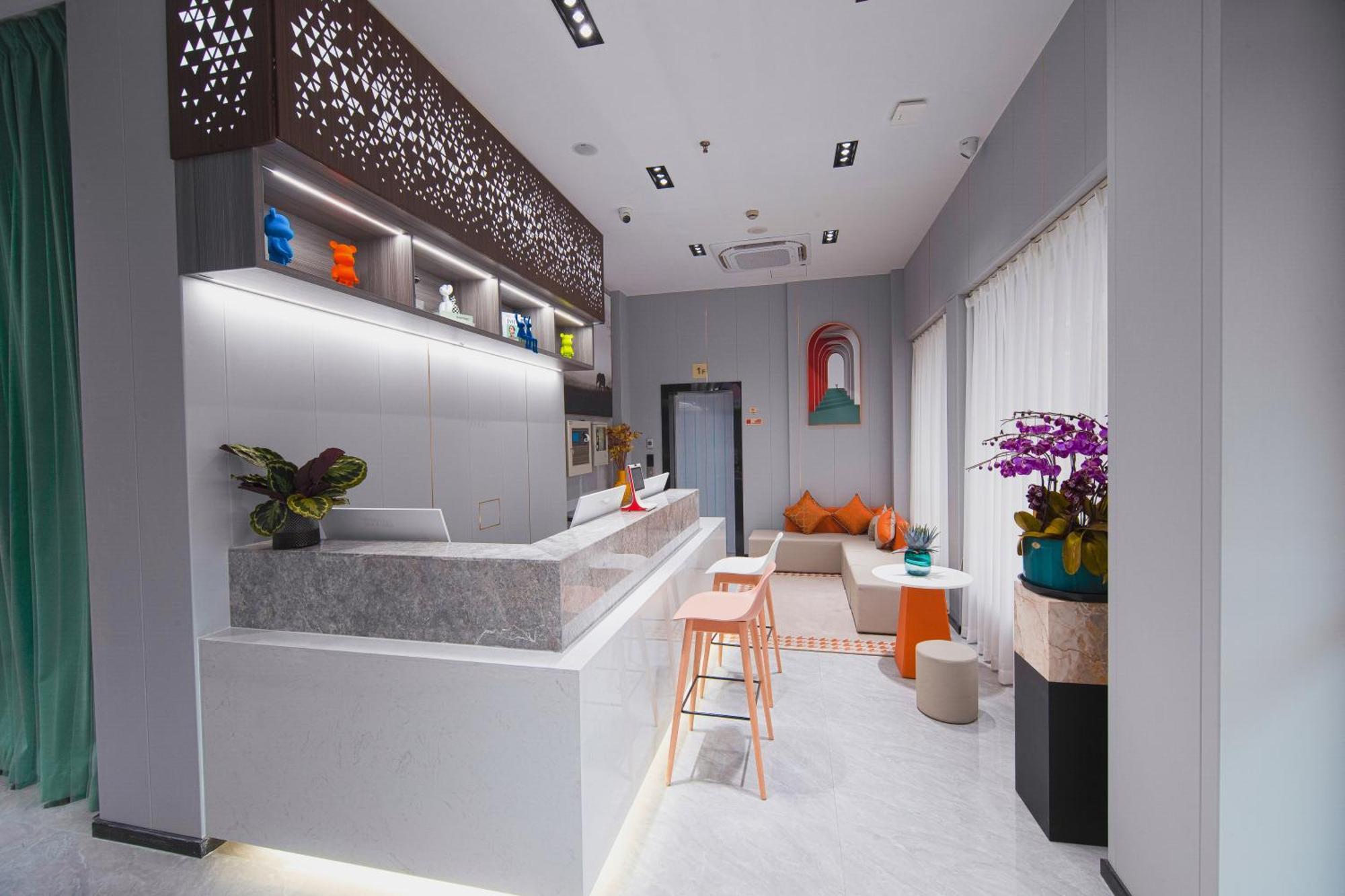 Orient Rose International Hotel Shanghai Buitenkant foto